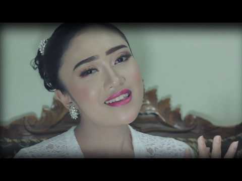 NENG DILA - HARIRING BANDUNG  (Official Music Video)
