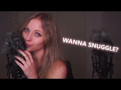 ASMR Wanna Snuggle? (Soft Mic Scratching, Nuzzling, Tongue Clicks & Ear-To-Ear Breathing)
