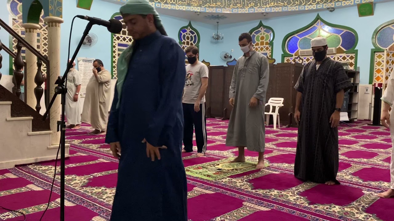 🕌 A oração da noite - ISHÁ - na mesquita de Cuiabá 💖 🕌 صلاة العشاء في مسجد كويابا - البرازيل. 💖