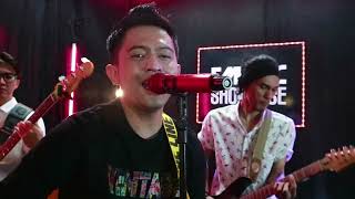 Download lagu TEMANI MASA TUA - The Potters Reunion - Live Emusic Showcase mp3