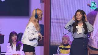 [V LIVE] 180303 UNI.T Playing Game WIth #Yebin Team 1/2