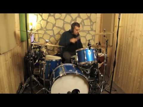 Meki Marturano - Recording drums 2