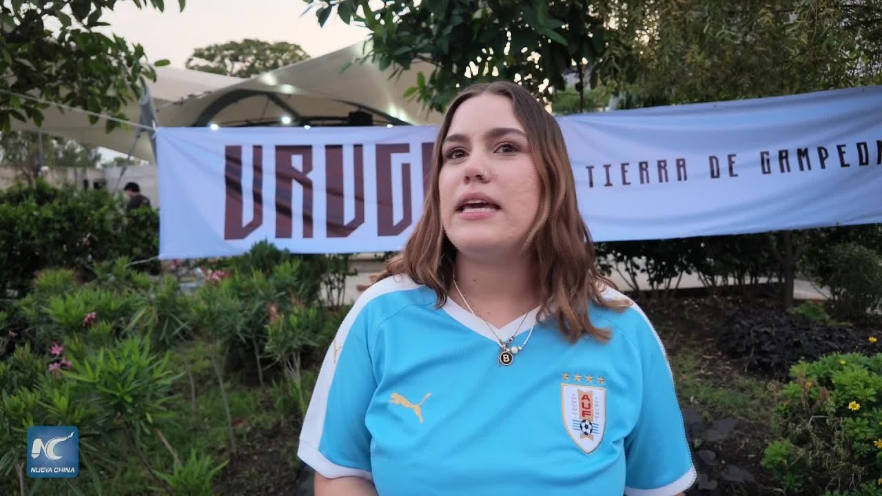 Uruguayos festejan el Mundial con mate, asado y garra charrúa, en ciudad mexicana de Zapopan