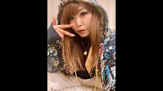 今夜はマイクロビキニでASMR生放送。ただいま準備中