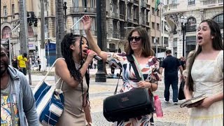 Evangelização Na Praça Da Sé São Paulo Com Elas @cantorapriscillarocha  moradores de ruas são almas 