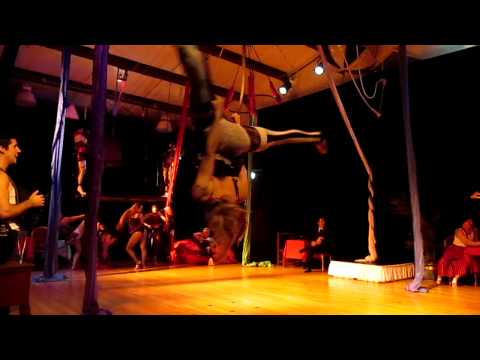 le cirque center presents the fantastic circus