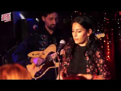 Tour Showbeats junto Ana Tijoux en Berlin (Roja y Negro)