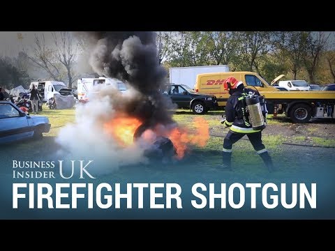 download lagu mp3 mp4 Water Shotgun, download lagu Water Shotgun gratis, unduh video klip Water Shotgun