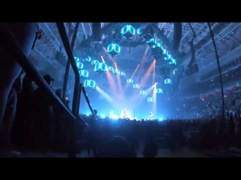 Backstage at Metallica: Worldwired Tour 2019