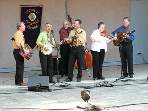 Siskiyou Summit performs Yesterdays News at prospect bluegrass festival 2008