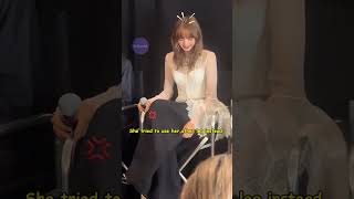 Download lagu When Lisa just tried to be comfortable, but this happened... mp3 Download lagu When Lisa just tried to be comfortable, but this happened... mp3