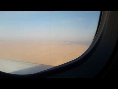 Desembarque no Aeroporto Internacional de Aswan. Egyptair Express. Embaer 170. Data: 5 de novembro de 2016