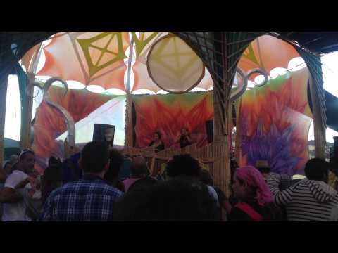 GUAPA LEE vs GANEISHA @ FREEDOM FESTIVAL 15