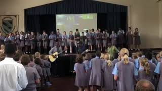 Ruzawi School: Hear Me Lord (Oliver Mtukudzi Tribute)