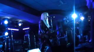LITA FORD-CAN&#39;T CATCH ME WITH DRUM SOLO