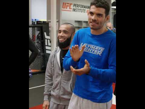 TJ Dillashaw looking beefy! 💪 #tuf33