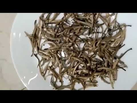 MH01 Dried White Tea Leaves
