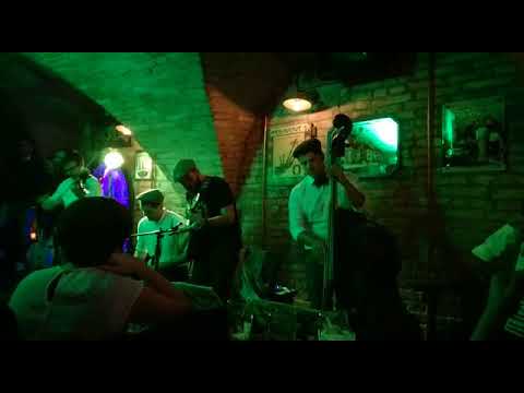 The Green Mussels Live in Green Door - Recanati (MC)