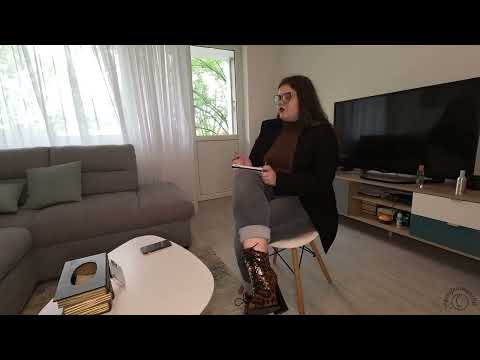 pawg farting long shaking ass