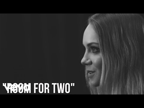 Danielle Bradbery - Room For Two (Acoustic)