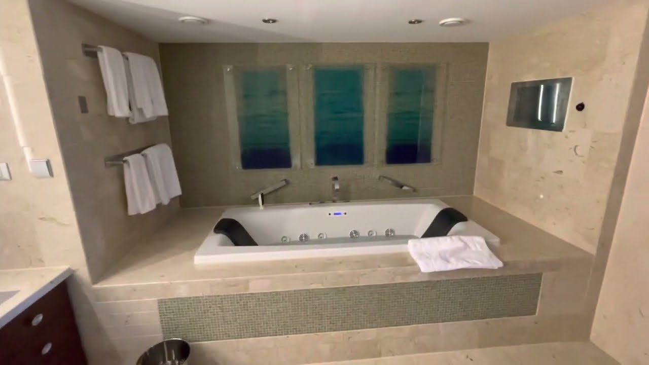 Celebrity Solstice - Cabin 1616 - Video 5