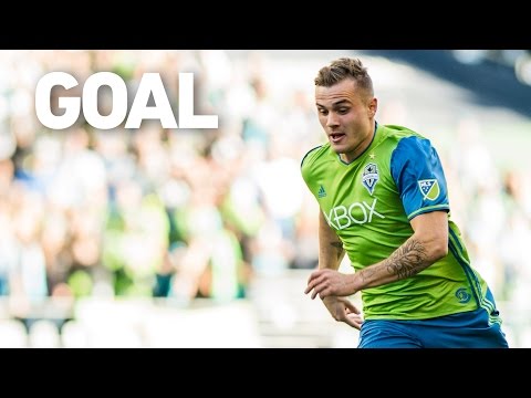 GOAL: Jordan Morris finishes off an incredible team goal