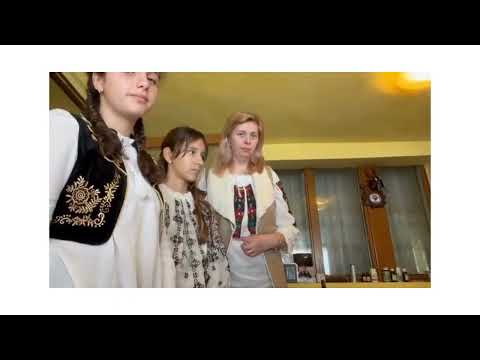 Sărbătorile pascale prin ochi de copii- Realizarea colacului tradițional satului Almaș Săliște