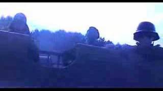 TRUPPENSCHAU-FEINDFLUG