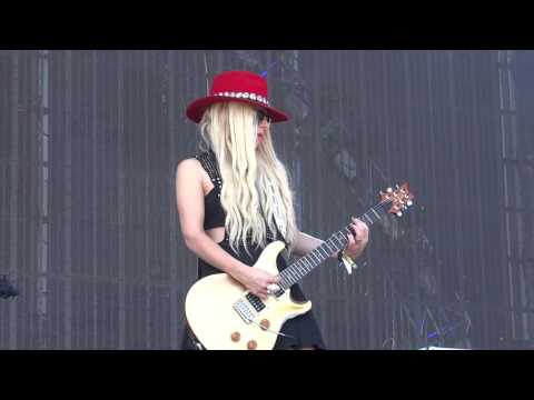 Orianthi Performs VooDoo Child LIVE at KaaBoo 9/16/2016