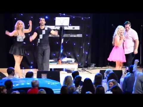 Maria Lisboa Festa Outono NE Suissa by JPSPHOTO