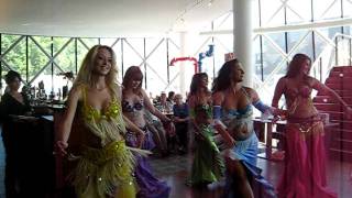 Samirah & the Sisters of Isis - Mahasin Essodaf (Restaurant Grand Turquoise)