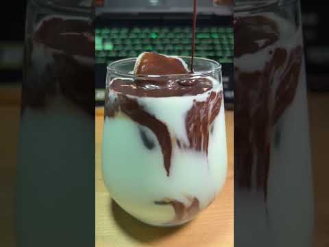 Sticky Cocoa Mint Milk