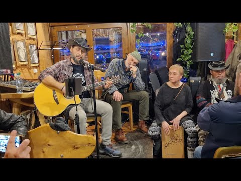 Wspomnienie "Chmiela" Paweł Szmist & Agnieszka i Włodek Bilińscy   Oberża Zakapior - Bieszczady 2025