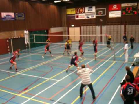 20091121 Croonenburg  H1 Sovoco scoort.MOV