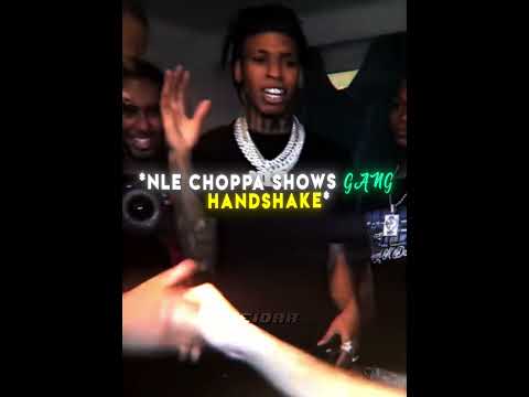 iShowSpeed Stops Adin Ross From Doing Gangsign🥶🔥