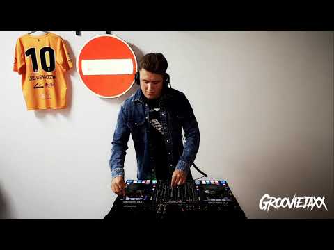 GROOVIEJAXX - YOUNG TALENTS BY CORRADO PRZESMYKI vol.1