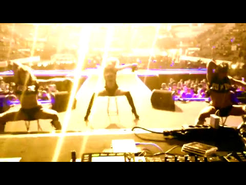 MICHELLE LILY "HATERZ" LIVE - HIPHOPTV BDAY PARTY 6 FORUM DI ASSAGO (MILANO)