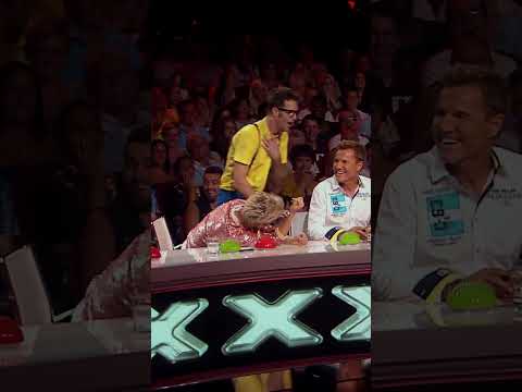 Video Thumbnail: Einfach mal die #supertalent Jury erschreckt 😅