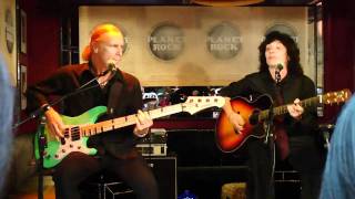 Electrified (Mr. Big) - Eric Martin and Billy Sheehan - London 17/11/10 OFF THE RECORD