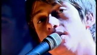 Arctic Monkeys - When The Sun Goes Down (Live on Later)