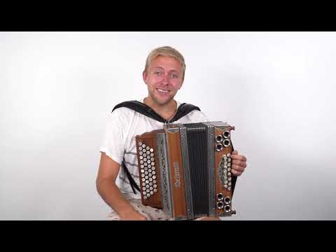 How to finally reach all the bass buttons without constantly slipping!