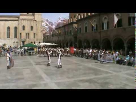 Tenzone Aurea 2013 Ascoli - Coppia Sbandieratori e Musici Città Regia  - ROSSI /MATONTI