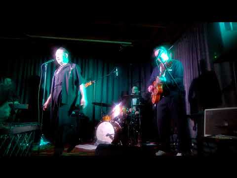 Robert Gordon with Darrel Higham and The Money Makers - Suspicion