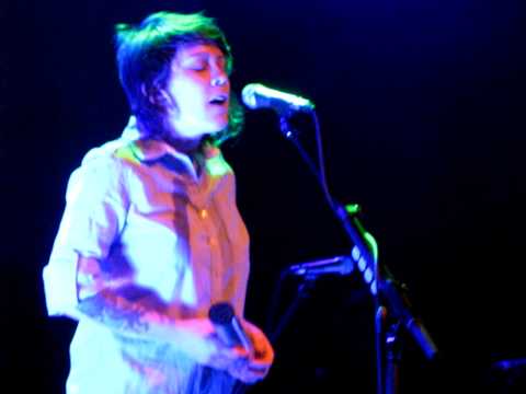21/24 Tegan & Sara - Feel It In My Bones (Acoustic) @ Bass Concert Hall, Austin, TX 2/26/10