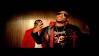 P Diddy ft  Mario Winans   Through The Pain She Told Me Official Music Video