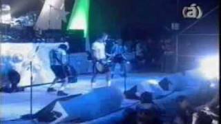 Attaque 77 - 15 años - 02. El cielo puede esperar