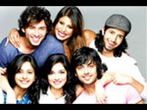 download lagu mp3 mp4 Yariyan Movie Cast, download lagu Yariyan Movie Cast gratis, unduh video klip Yariyan Movie Cast