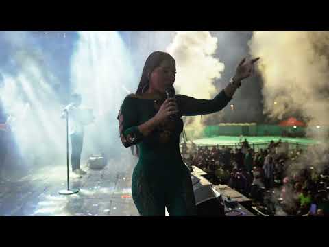 Ni De Aquí A La Esquina - KARINA GONZALEZ (En Vivo)