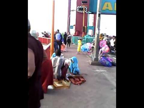 ALWI PILAR - LG SHOLAT IDUL FITRI DI POCOK AMPERA