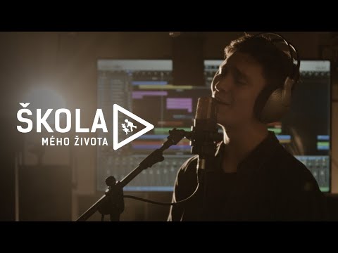 Jakub Moulis & Dominika Hrazdílková - Škola mého života (oficiální videoklip k seriálu)